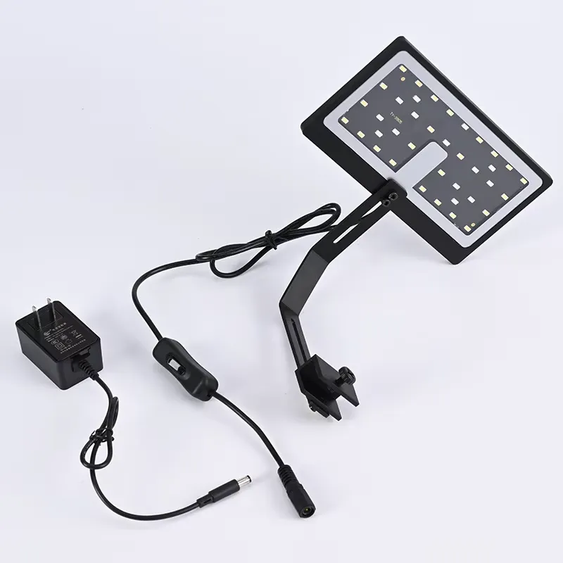 Luce LED per Acquario Piccolo  - Planted Aquarium Hours recensione e prezzo