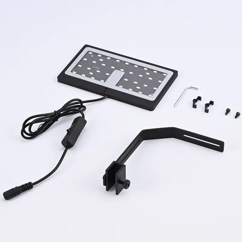 Luce LED per Acquario Piccolo  - Planted Aquarium Hours recensione e prezzo